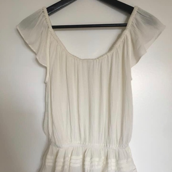 Aritzia off the shoulder top - Picture 3 of 6